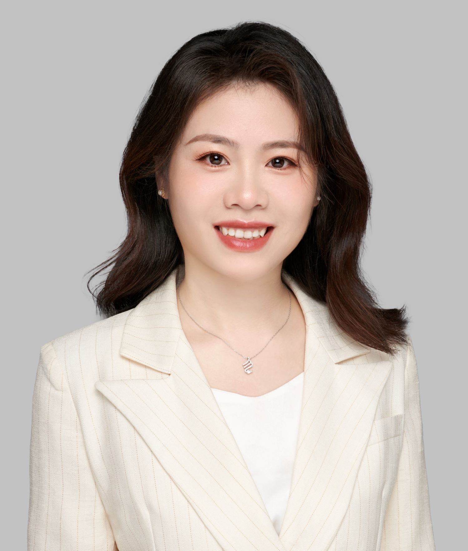 李婧